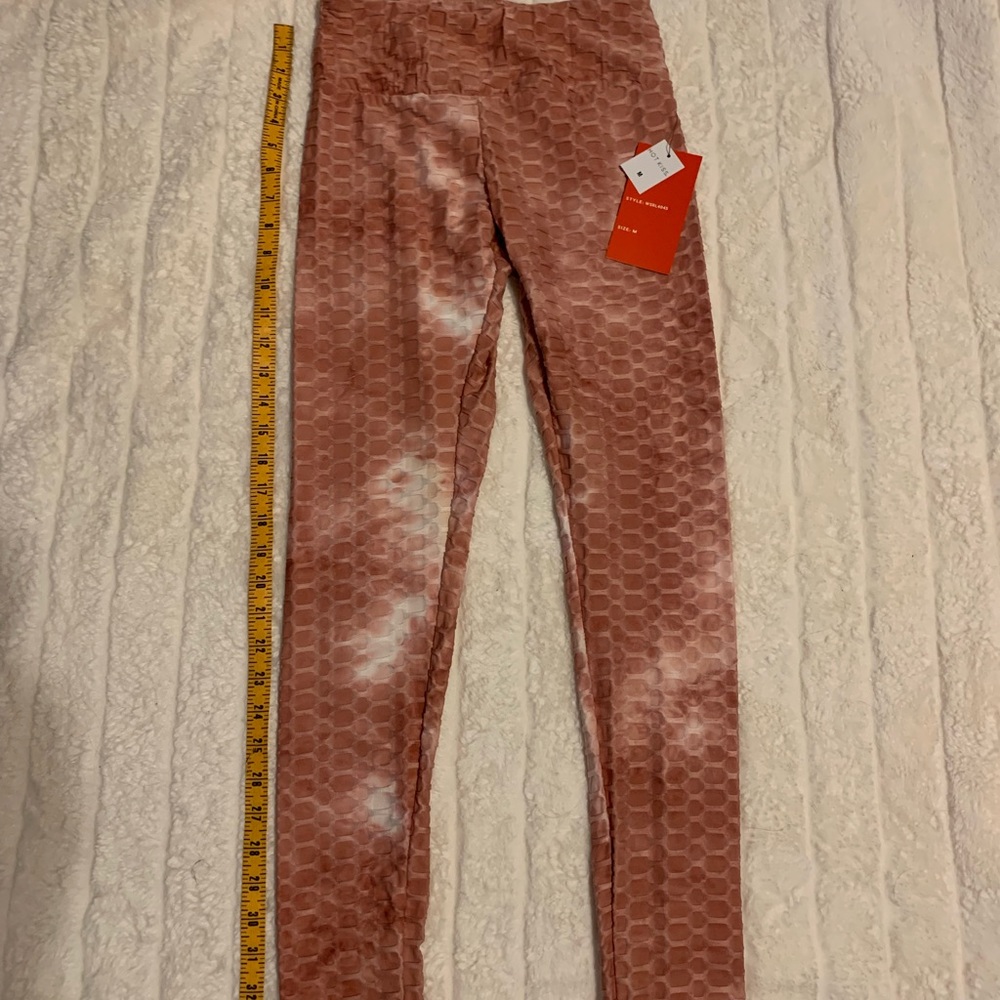 Hot Kiss textured leggings